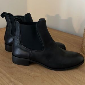 Coach and Four black leather booties 8 1/2